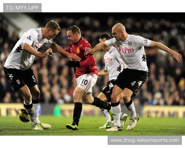 佩德里一脚斜传拆解对手防线