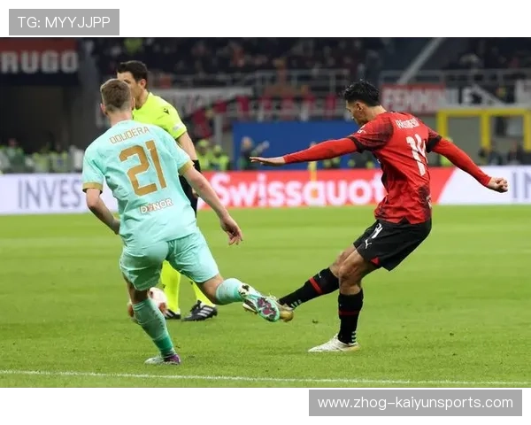 吉鲁近点补射头球AC米兰稳稳得手